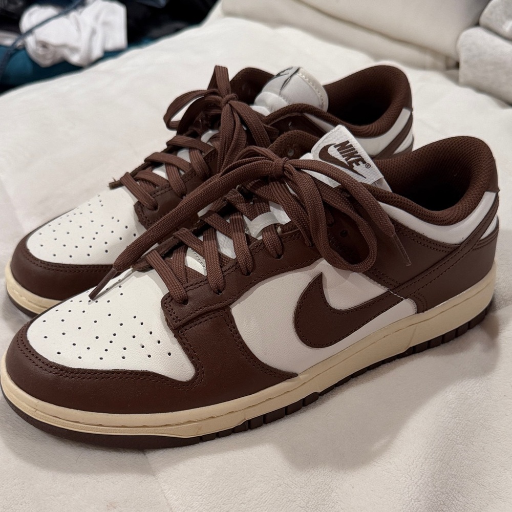 Nike Chocolate Brown and Cream Sneakers